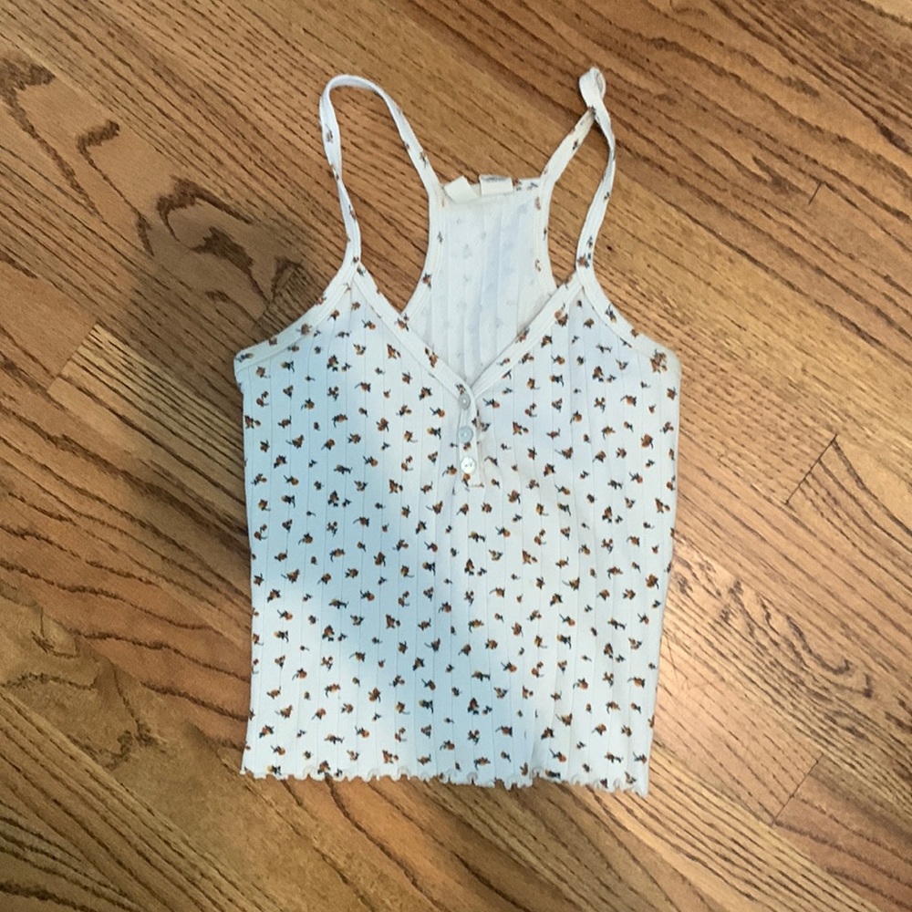 sky and sparrow floral tank top